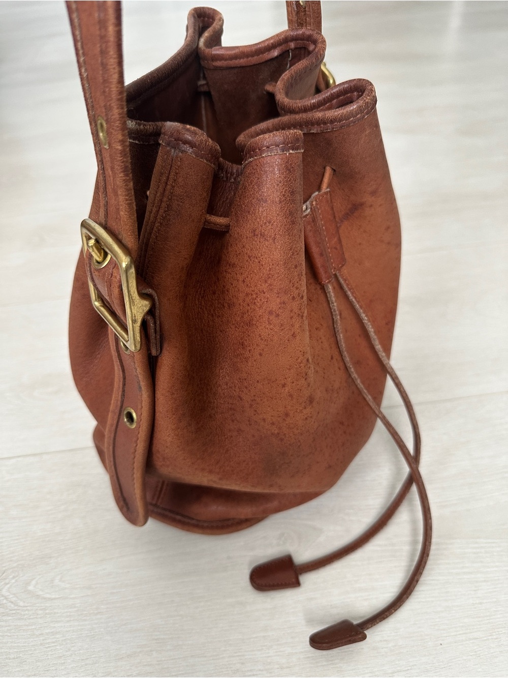 Vtg Coach 9952 Lula's Legacy Drawstring Bucket Leather Bag in British Tan - Picture 11 of 16